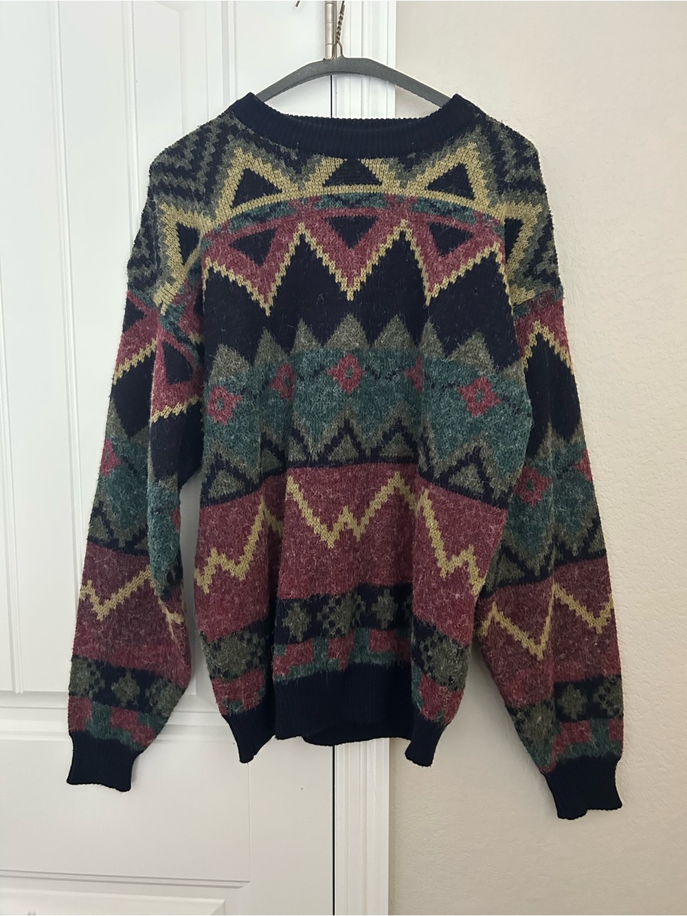 Multicolored Geometric Pattern Crewneck Sweater